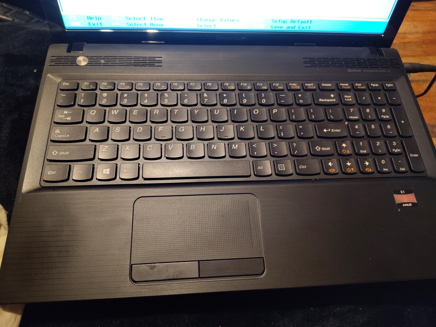 Lenovo IdeaPad N585 AMD E1-1200 1.4 GHz 2GB RAM NO DRIVE
