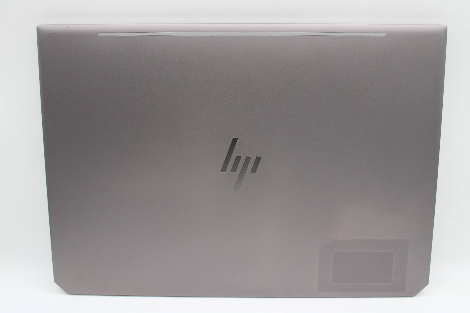 HP ZBook Studio G5 _ i9-9880H @ 2.3 _ 32GB RAM _ 500GB SSD _ P2000 _ No OS *READ