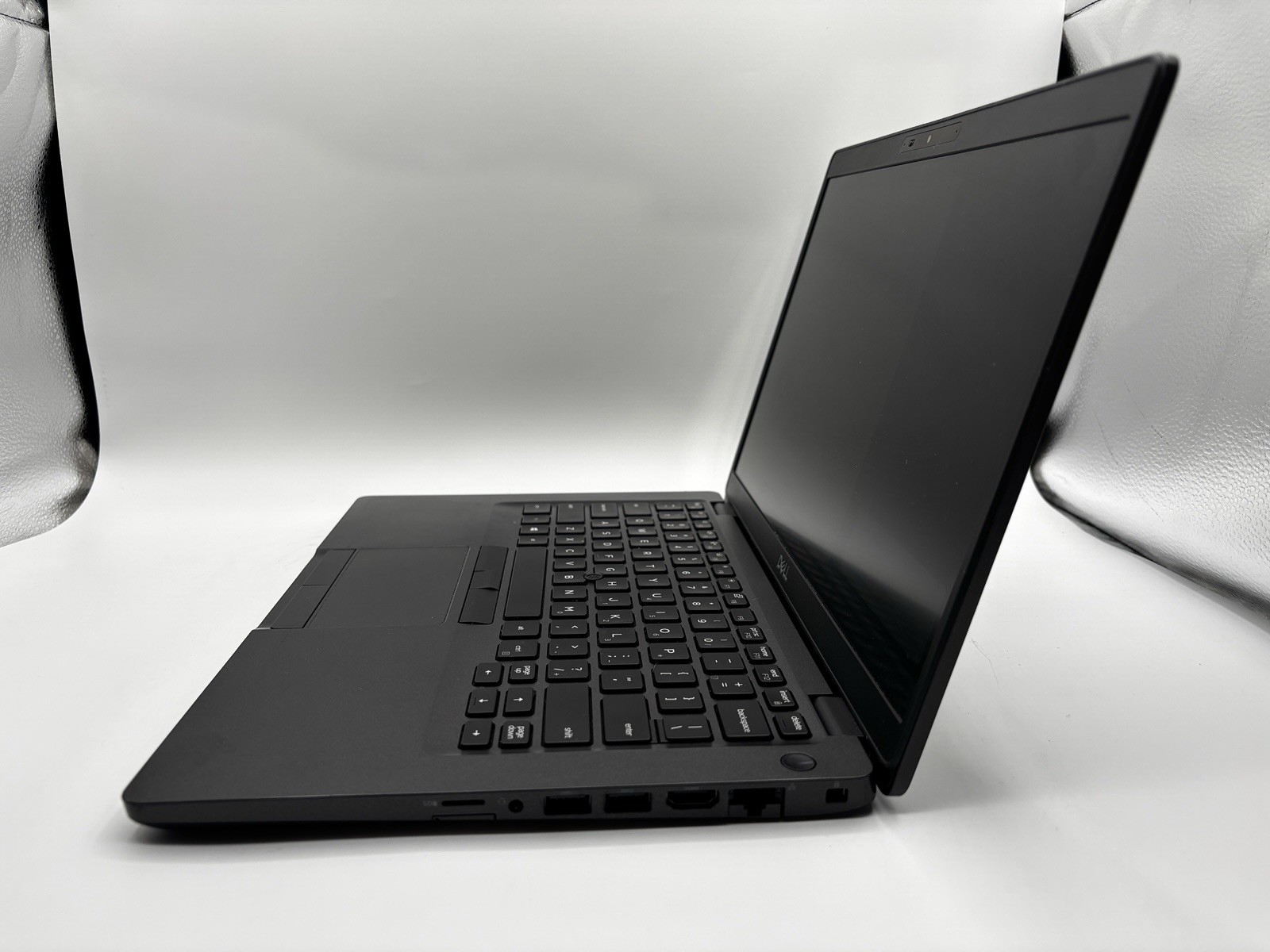 Dell Latitude 5400, i5-8365U, 8GB RAM, 500GB HDD, UHD 620 Gfx, Win 11