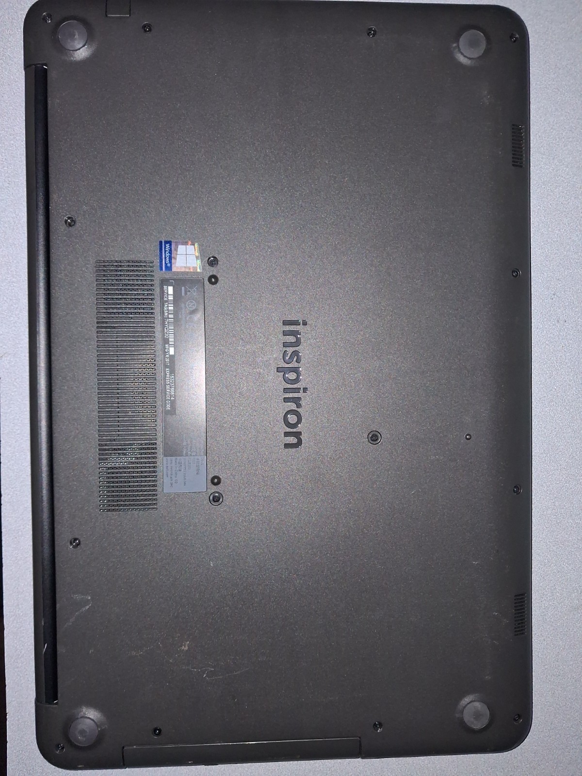 Complete Working Inspiron 17 5765 Laptop-AMD A9-9400, 8GB, 500GB 2.5″ SSD, Win11