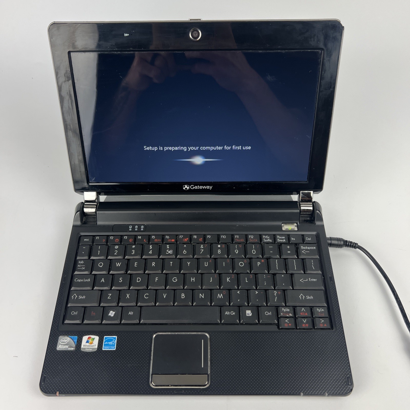 Gateway KAV60 10″ Netbook Intel N270 1GB RAM 160GB HDD Win7 Needs Battery