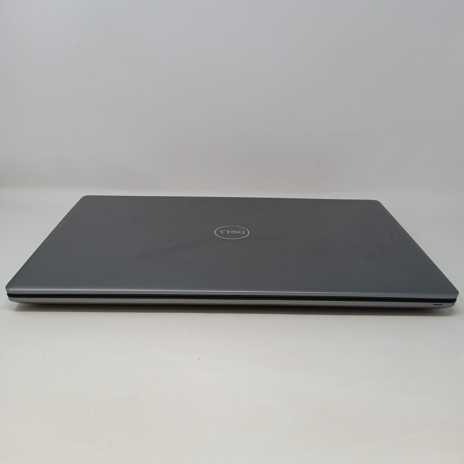 Broken Dell Precision 7750 17.3″ i5-10400H 2.6GHz 16GB RAM No Os No Battery No R