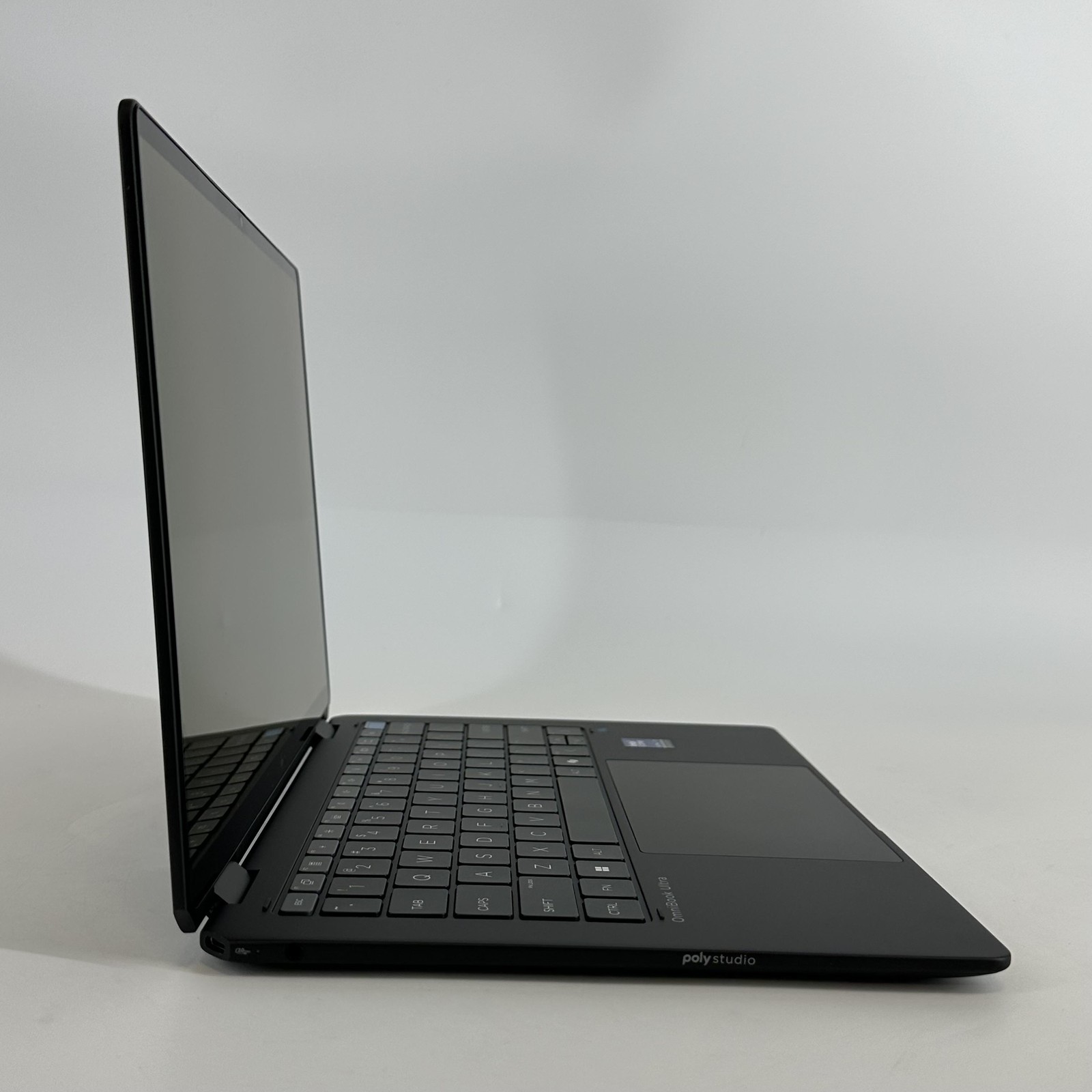 HP OmniBook Ultra Flip 14 3K TOUCH 2.2 GHz Ultra 7 256V 16GB 1TB SSD Excellent