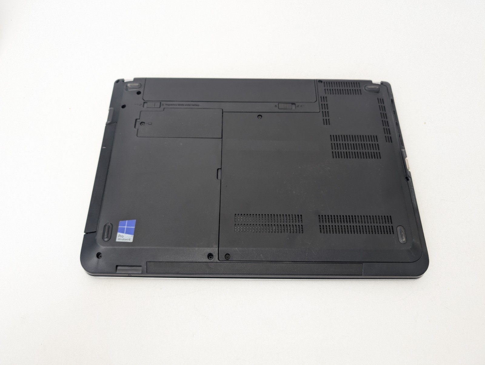 Lenovo ThinkPad E440 Laptop i3-4000m @ 2.40 GHz 4 GB Ram Win 10