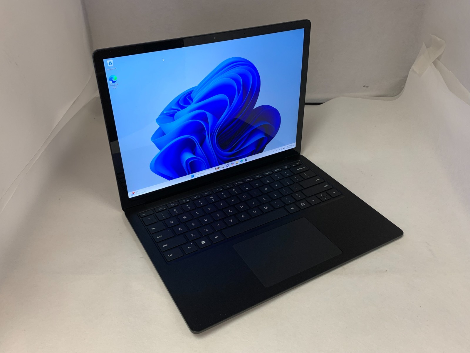 Microsoft Surface Laptop 4 i5-1145G7 2.6GHz 16GB 128GB NVMe W11P Mod. 1951