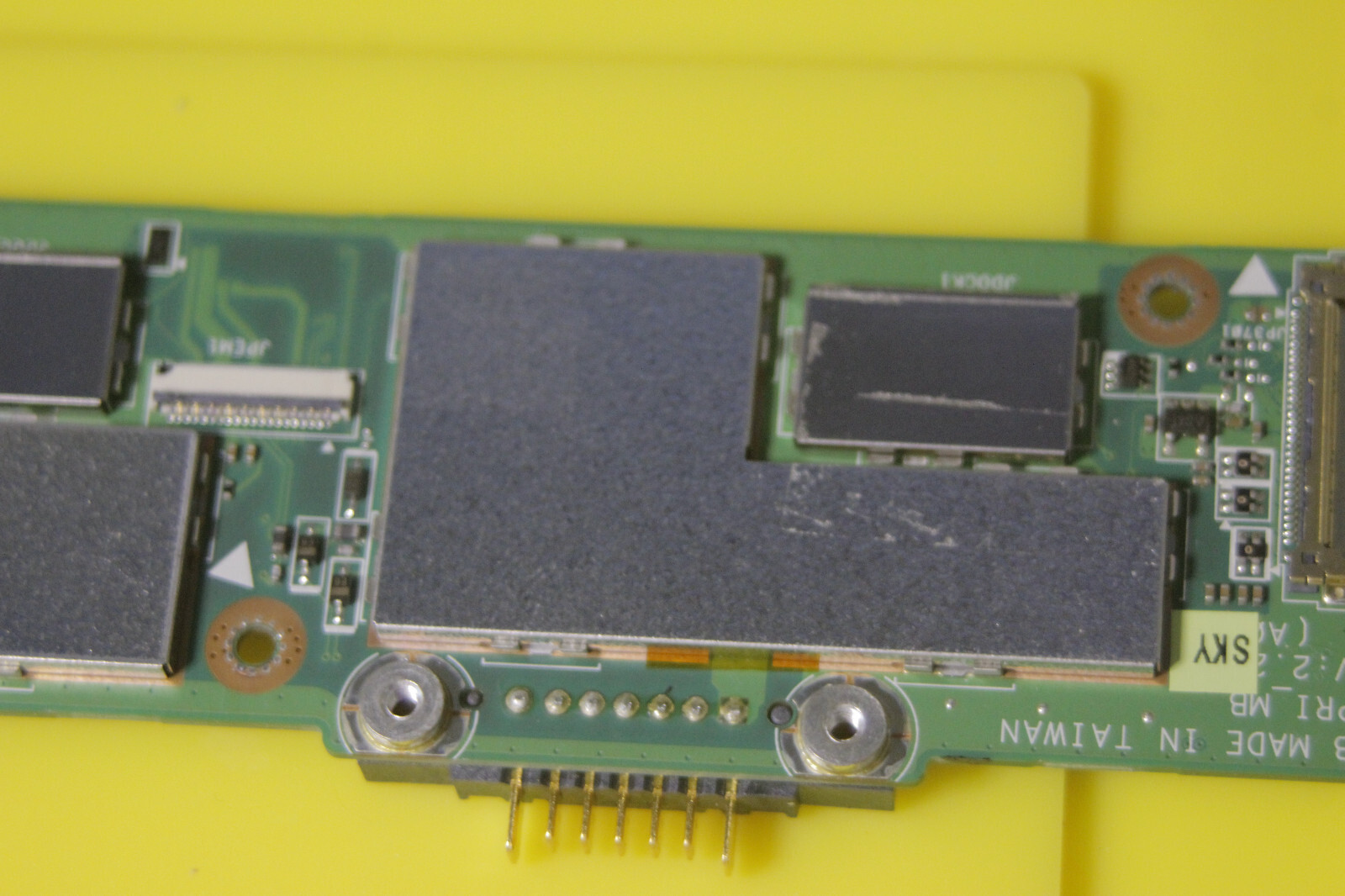 Xplore iX125R1 Motherboard replacement working condition.