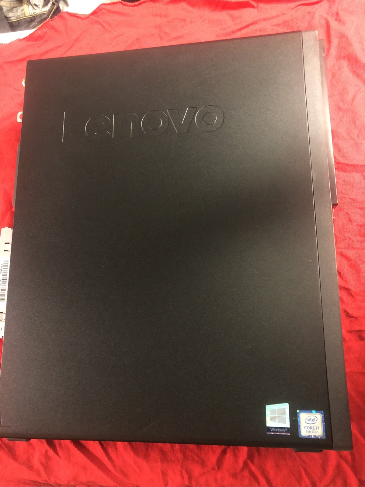 Lenovo ThinkCentre M720s SFF Desktop 10ST001QUS – i7 8700- 8GB RAM – 1TB HHD