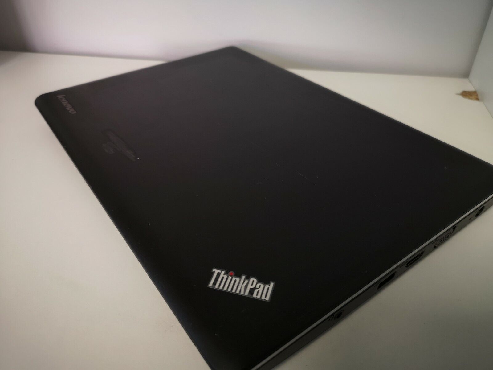 Lenovo ThinkPad Edge E330 i5-3230M 2.60GHz 4GB/128GB SSD 1366x768px 13.3″ CAM