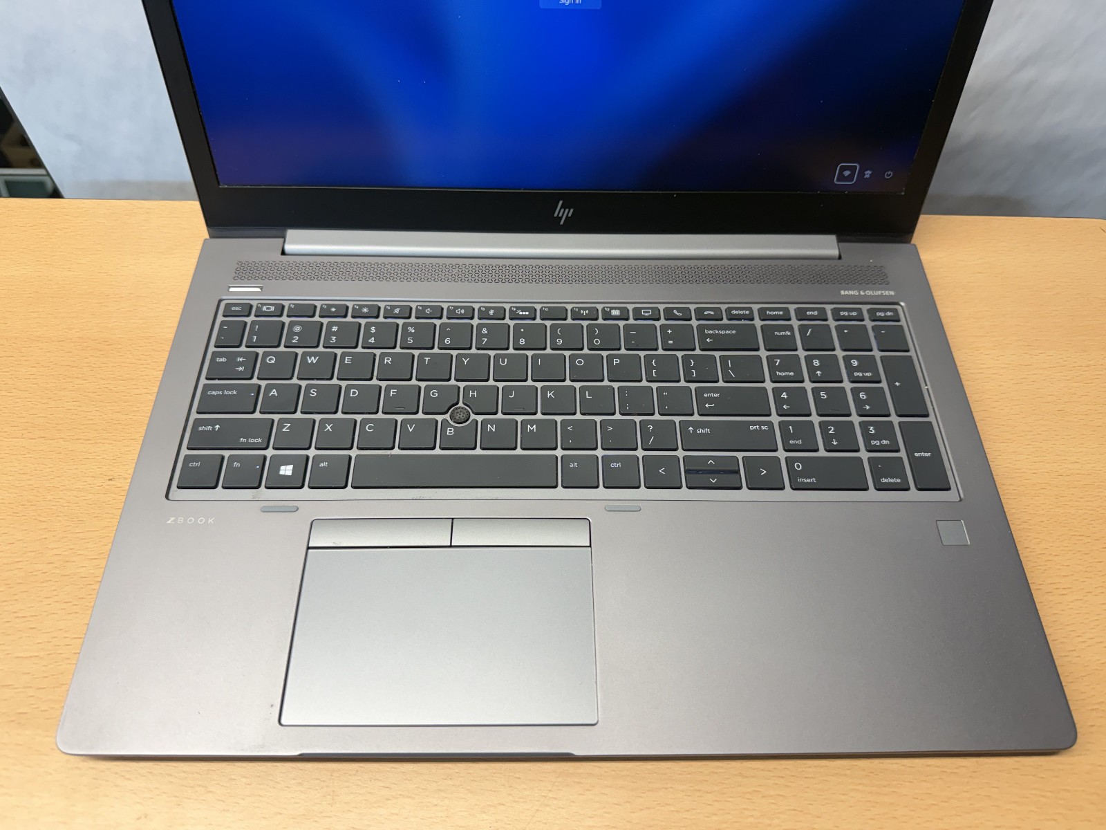 HP zBook 15u G6 i5-8365U 16GB RAM 512GB SSD WX3200 GPU FHD Win11 Reset READ