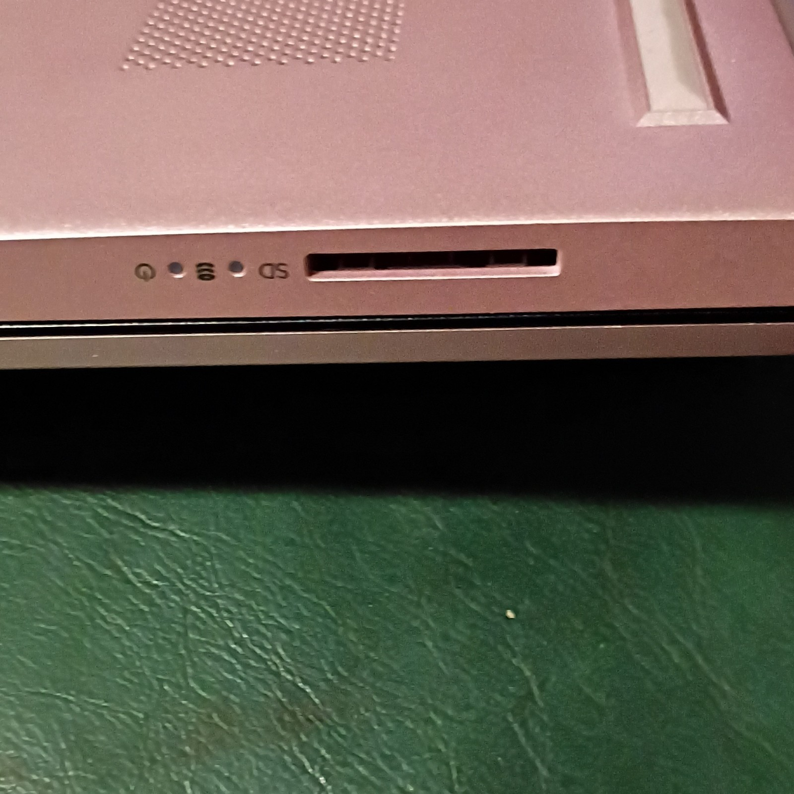HP 14-dq0735ds Notebook Laptop Pink HDMI USB 3.0 USB-C SD Card Slot