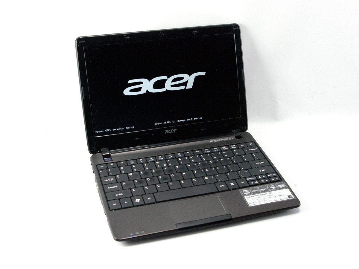 ACER AspireOne 722 250GB HDD 2GB RAM- Original Box, Reset to Factory Condition