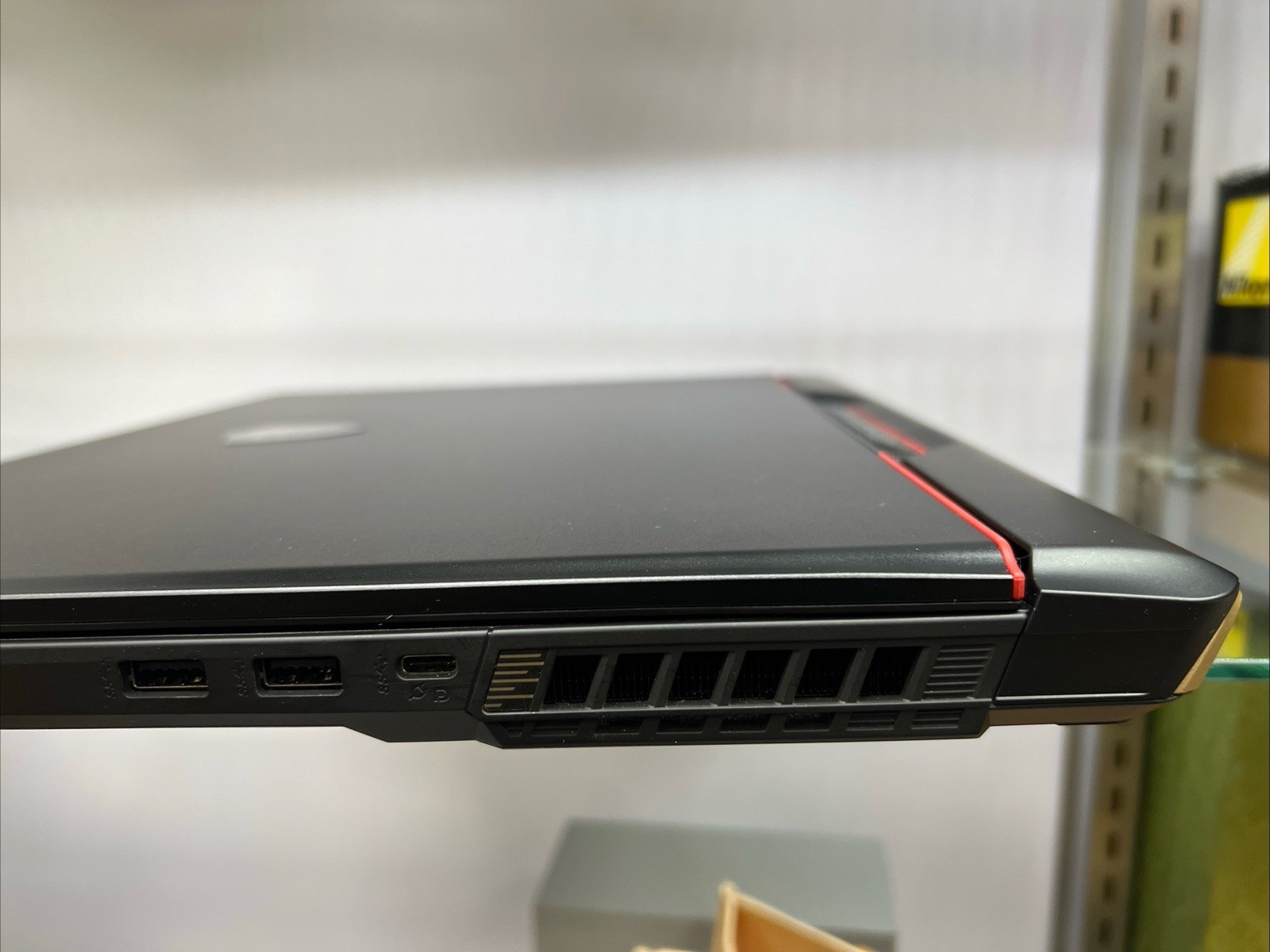 MSI Raider GE78HX Gaming Laptop – RTX 4080, i9-14900HX, 96GB RAM, 4TB SSD 240hz