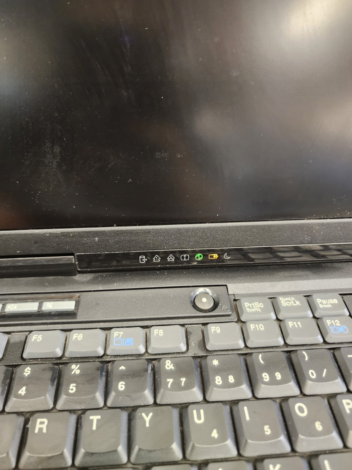 IBM Thinkpad Type 2652 A31 Windows 2000 Professional 1-2CPU -POWERS ON For Parts