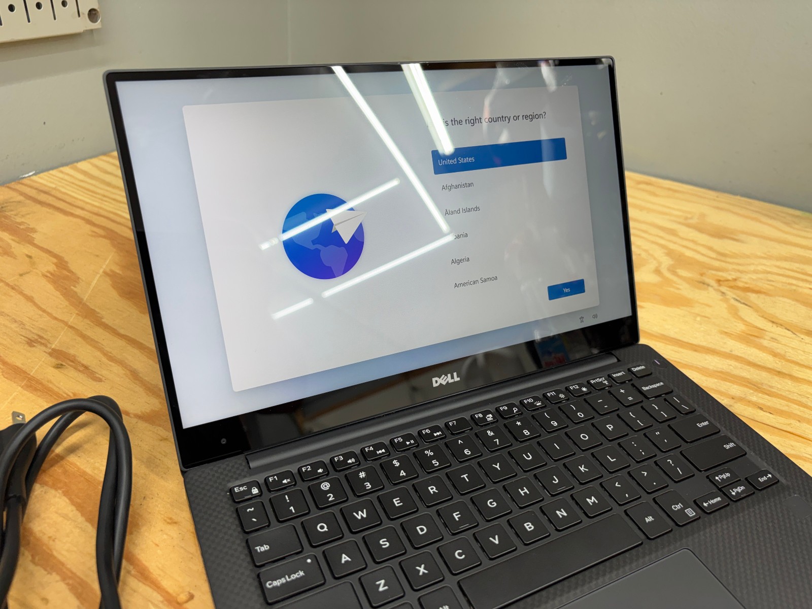 Dell XPS 13 9360 Rose Gold i7-7560U 8GB 256GB SSD Iris Plus 640 Win11