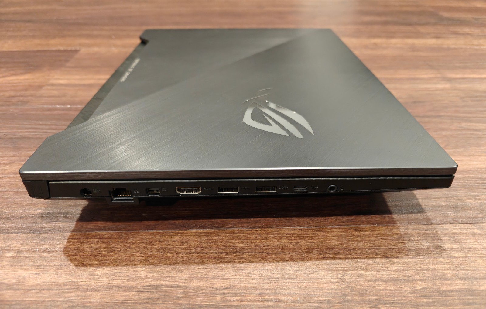 Asus ROG Strix SCAR II Gaming Laptop RTX 2070 32GB RAM 4TB NVMe SSD 15.6″ Win 11