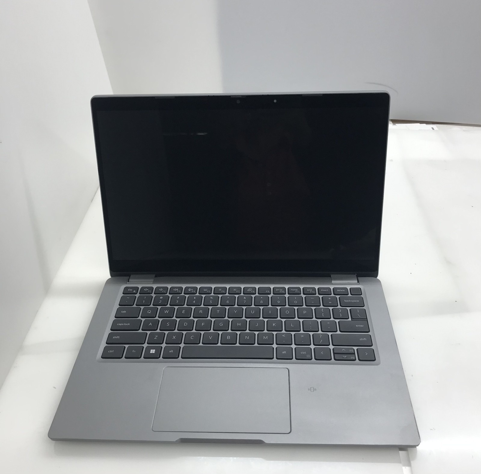 DELL LATITUDE 5330 i7-1265U@2.69GHz 16GB RAM NO OS/SSD FOR PARTS/REPAIR
