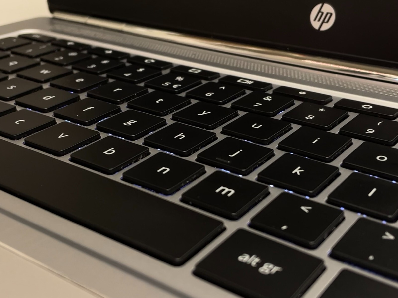 Used HP Chromebook 13 G1 Laptop Intel m7-6Y75 1.20GHz / 16GB RAM / 32GB SSD
