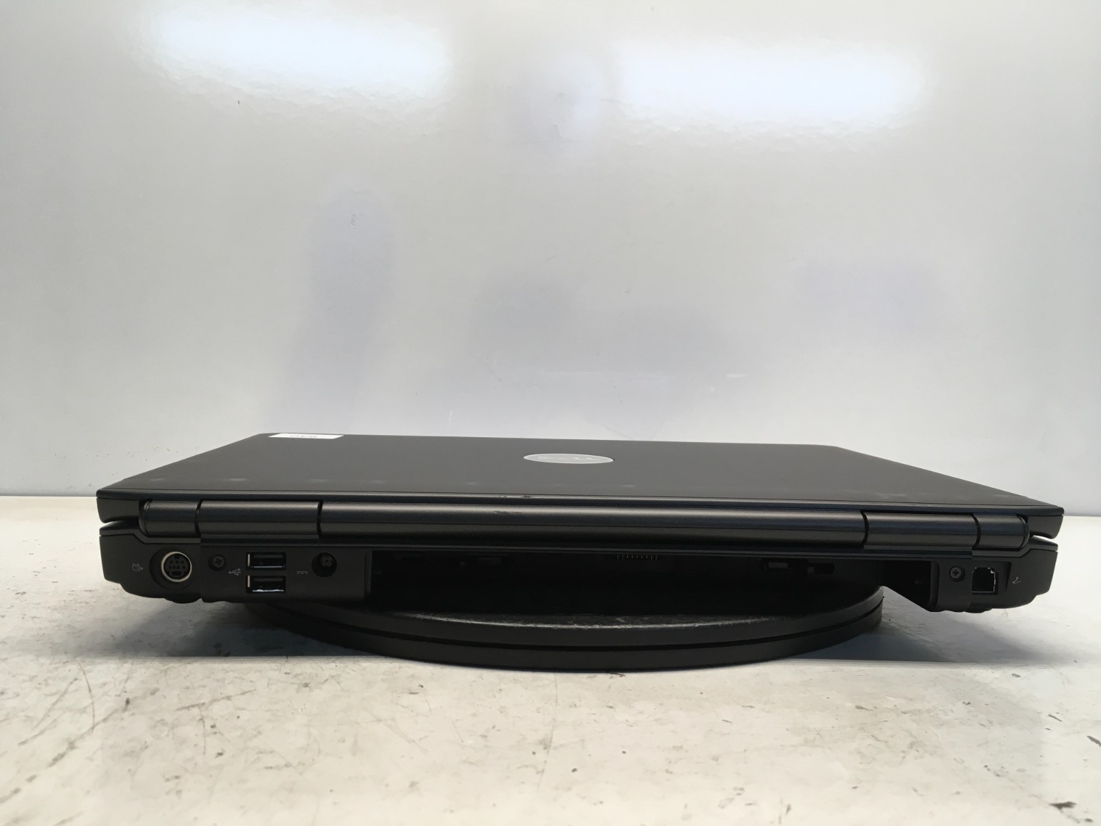 Dell Vostro 1500 Intel Core 2 Duo 06FD 1.4GHz 2 GB NO HDD/Battery Dim Screen