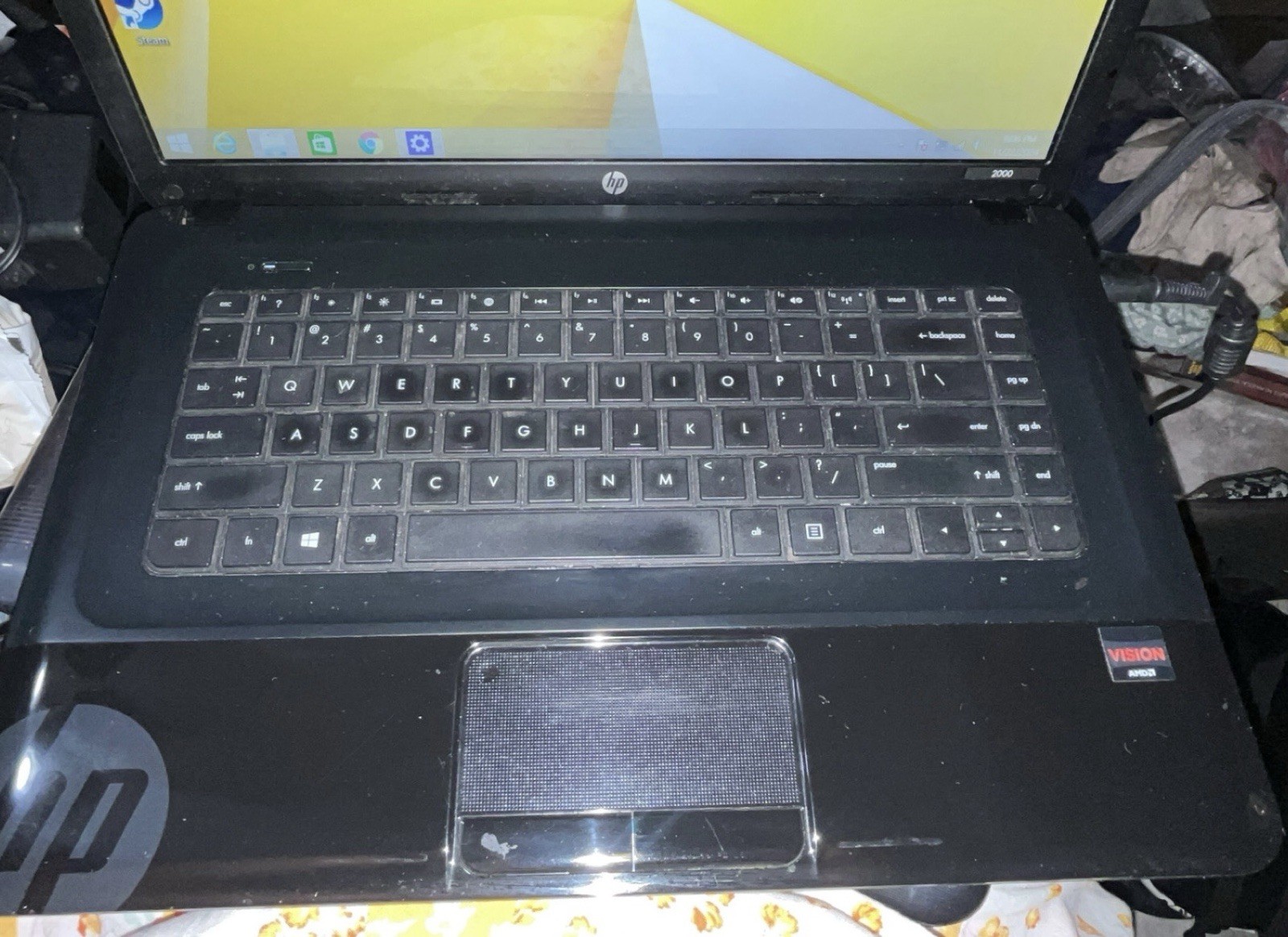 HP 2000 15.6″ Laptop AMD E-Series 4GB RAM 500GB HDD Windows 8 Black