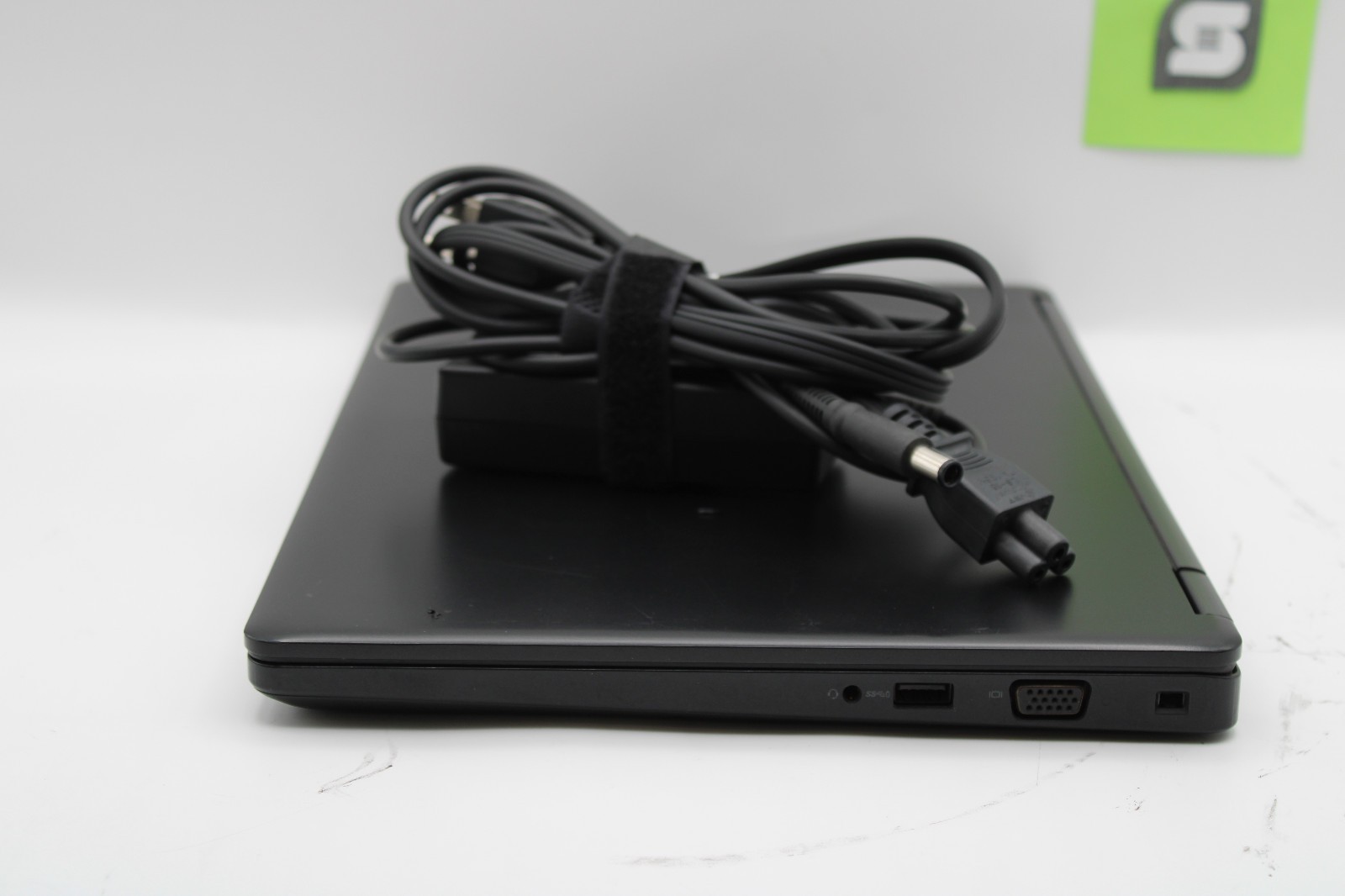 Dell Latitude 5480 i5-7440HQ @ 2. GHz 16GB RAM 256GB SSD No OS