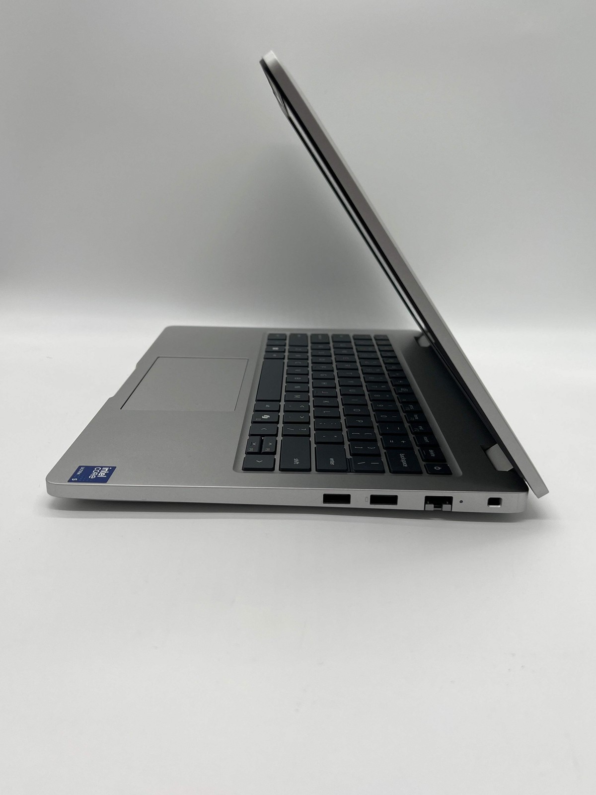 Dell Pro 14 PC14250 Ultra 5 235U 32GB 256GB SSD 14″ Laptop w/ Charger – Used