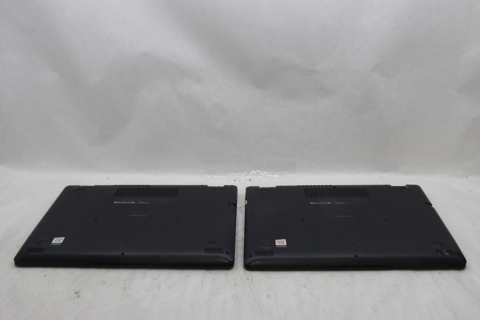 Lot of 2 Dell Latitude 3490 14″ Laptops Intel i5 No RAM NO SSDS AS-IS