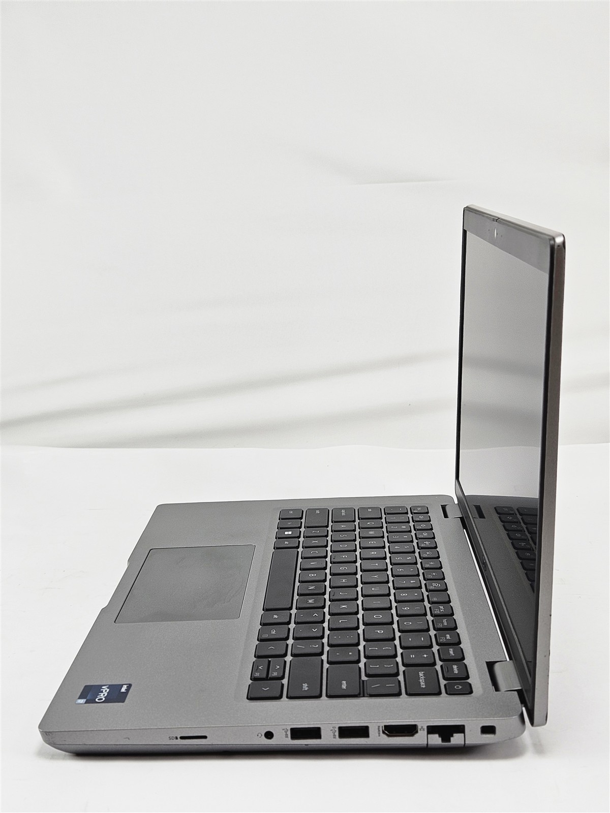 Dell Latitude 5431 Intel i7-1270P 2.2GHz 16GB 256GB SSD 14″ Business Laptop