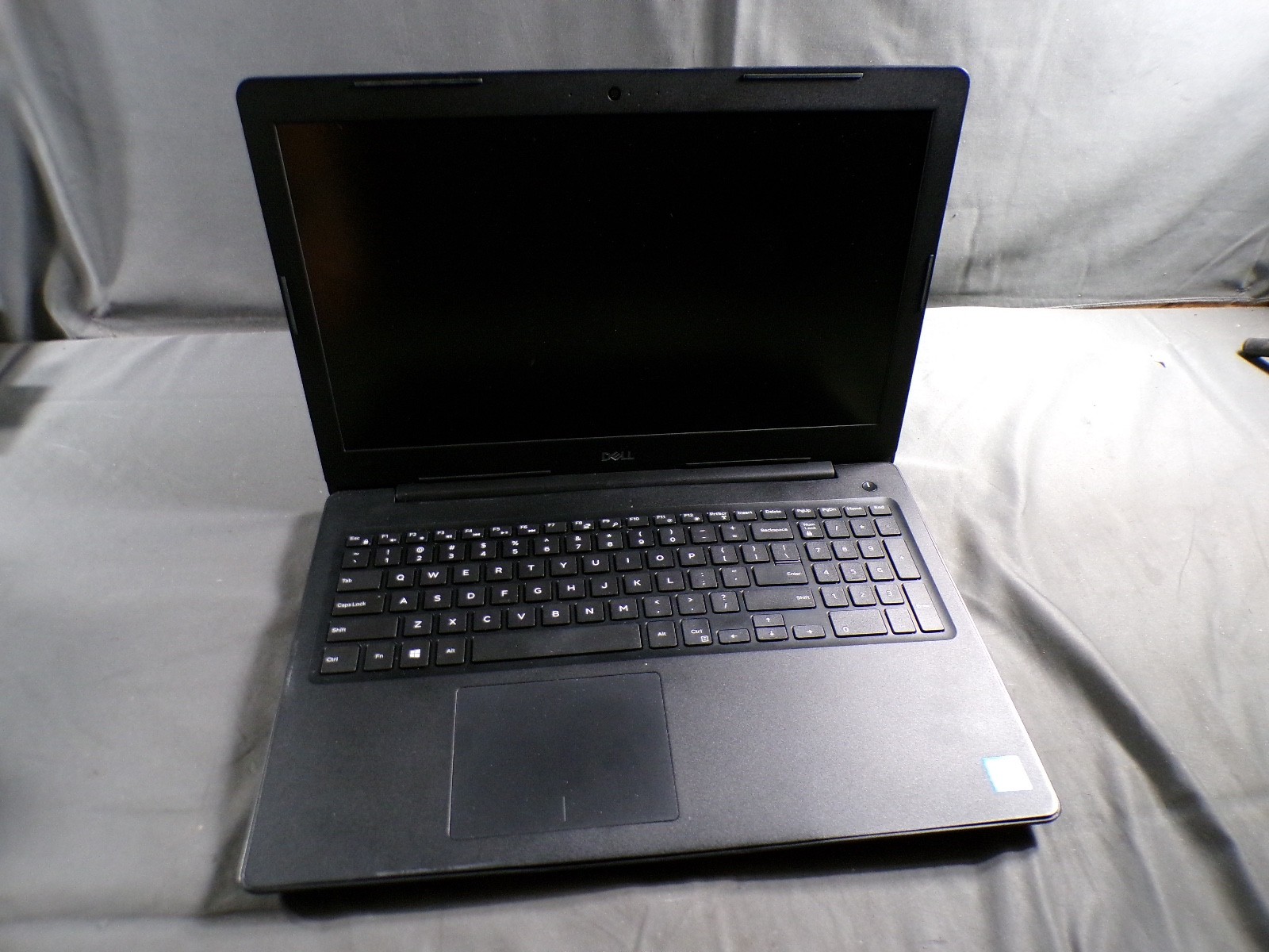 DELL LATITUDE 3590 INTEL CORE i3-6006U 2.00GHZ 8GB RAM **NO HD/ NO CADDIE/ NO OS