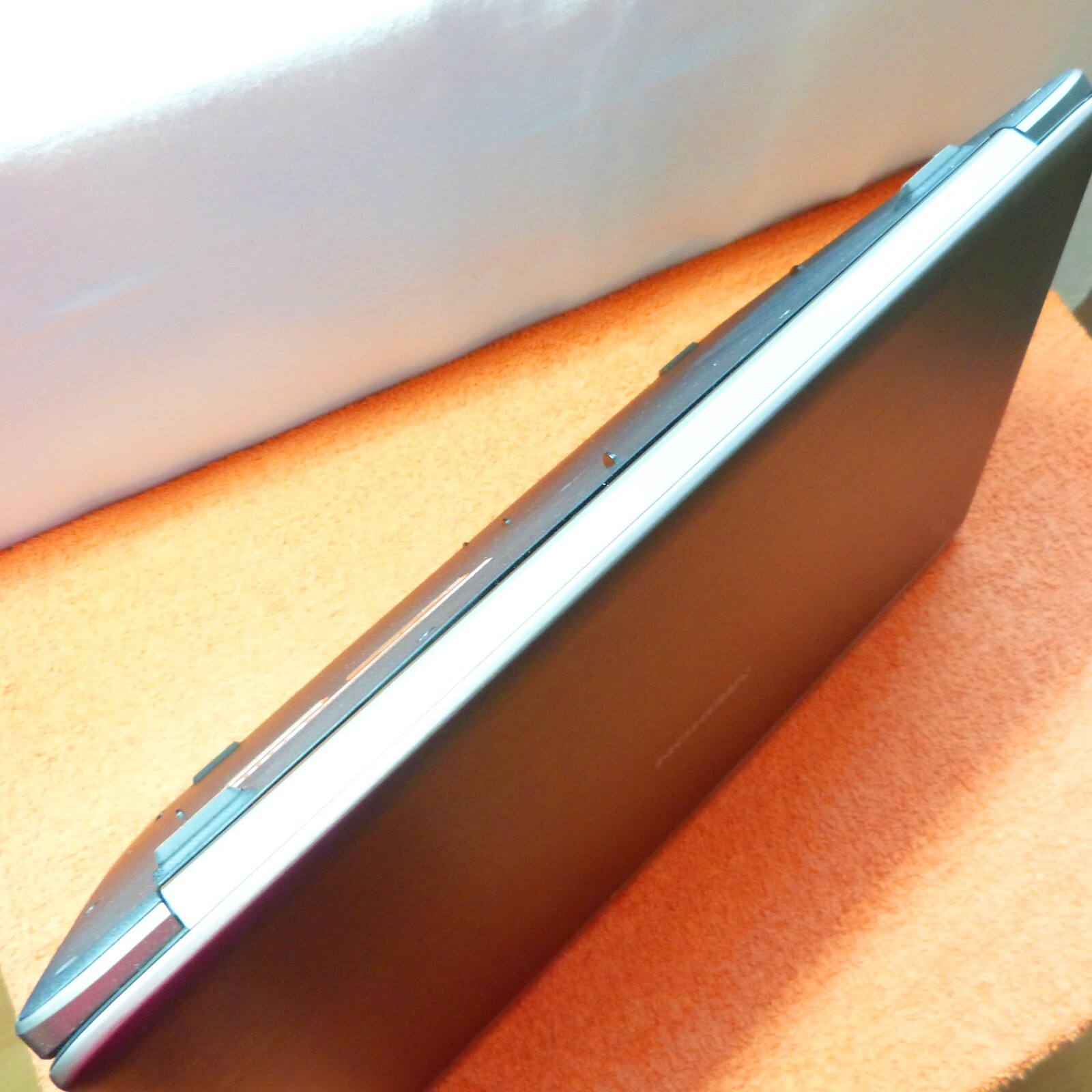 Medion S6417 METAL l 15″ FULLHD Ultrabook DOLBY l 1TB Windows 10 l 8GB RAM