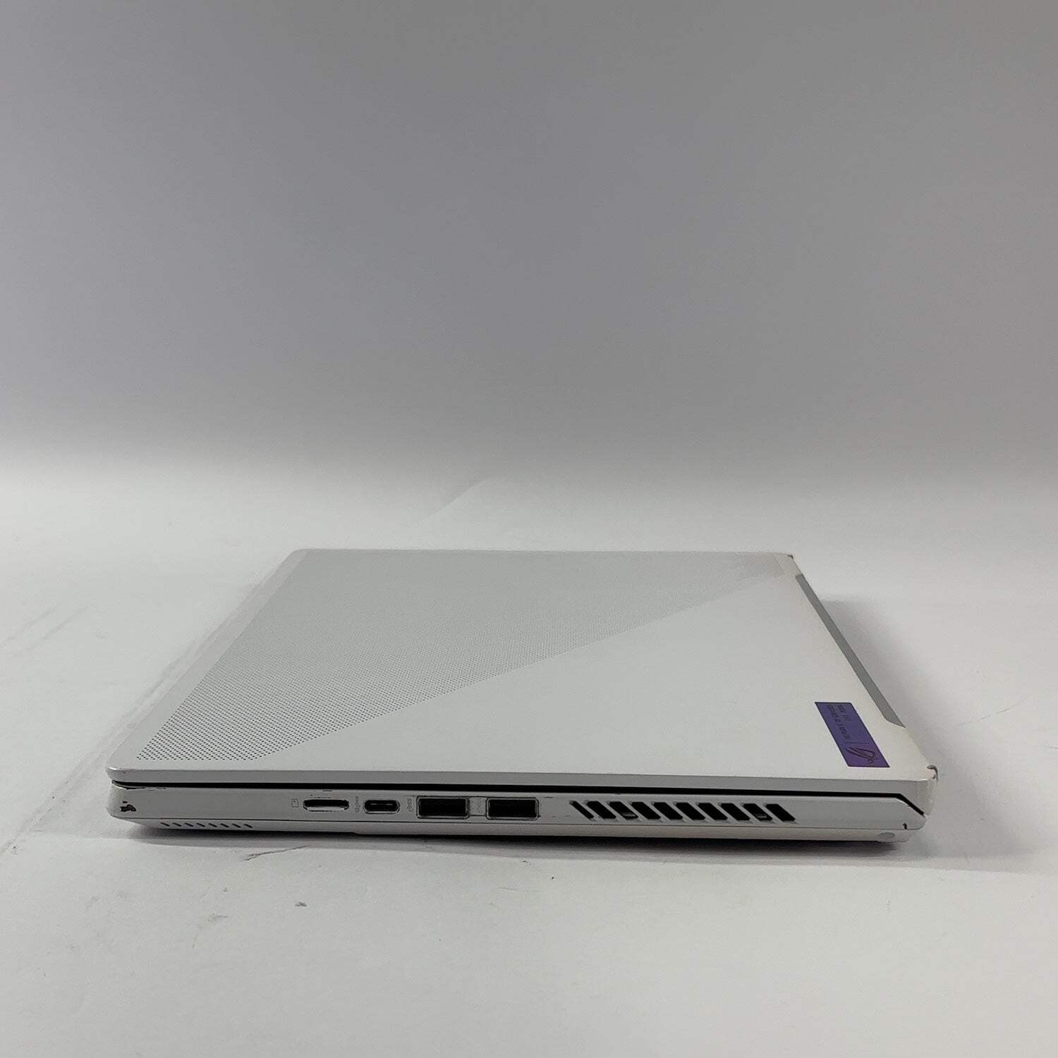 Broken Asus ROG Zephyrus G14 Ryzen 9 6900HS 16GB RAM 1TB SSD AMD Radeon RX 6700S