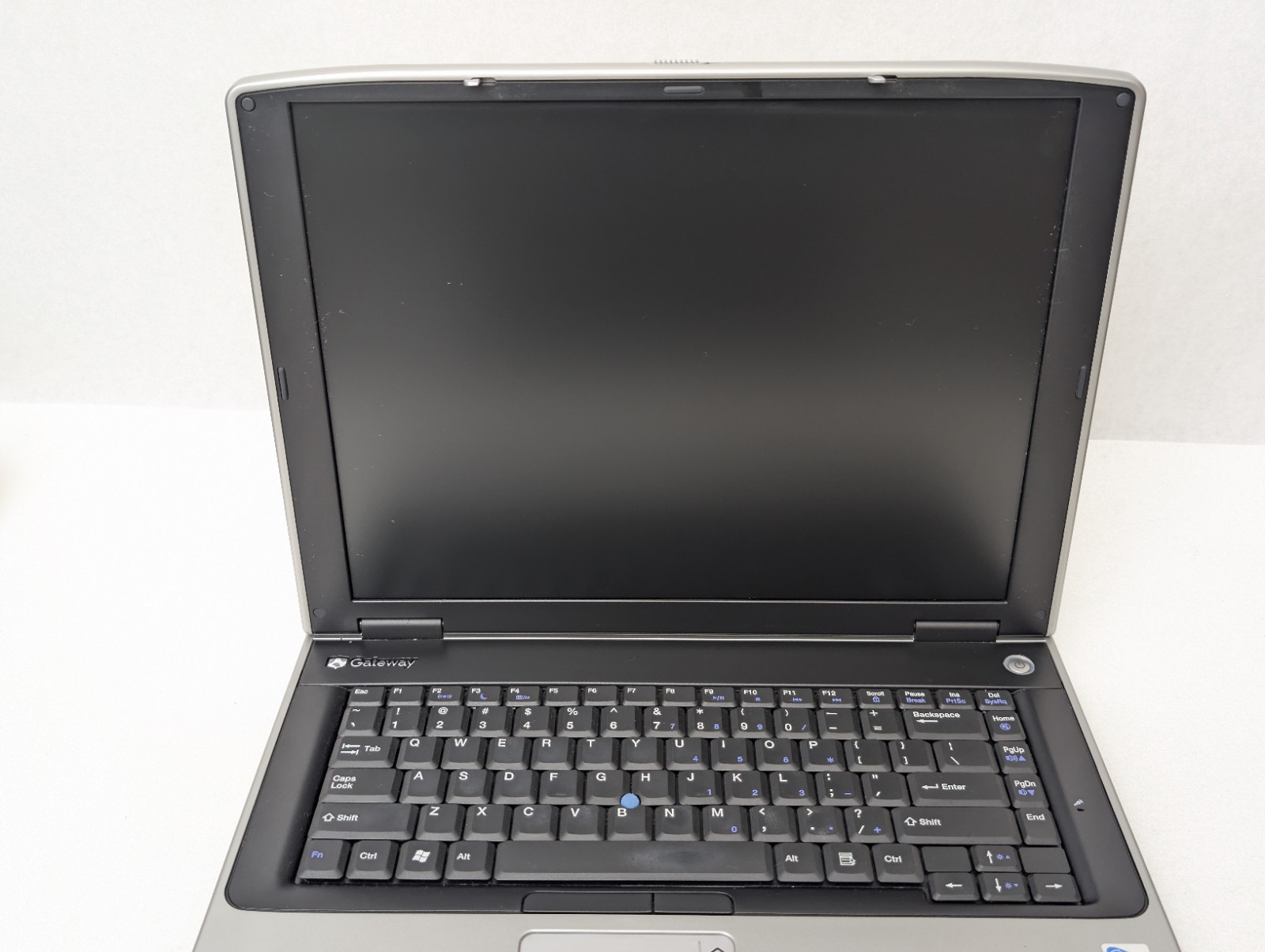 GATEWAY MA1 M460E Pentium M 512mb No HDD, OS, POWER ADAPTER Boots To BIOS
