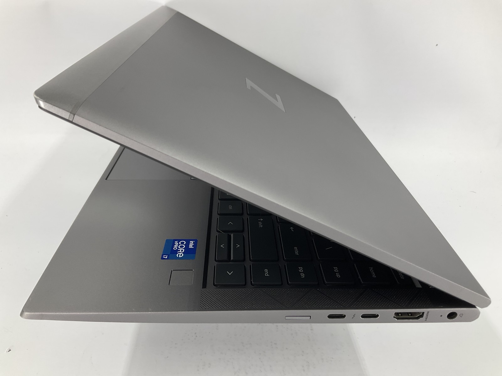HP Zbook Firefly G8 14″ Core i7-1185G7 256GB 32GB B Win 11 Pro