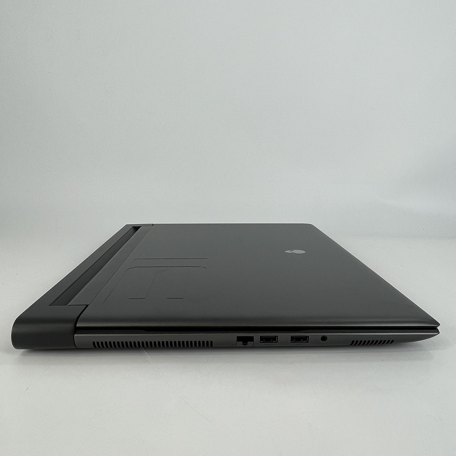 Dell Alienware M18 R1 165Hz QHD+ i9-13980HX 16GB 4TB RTX 4090 – BAD POWER RAIL