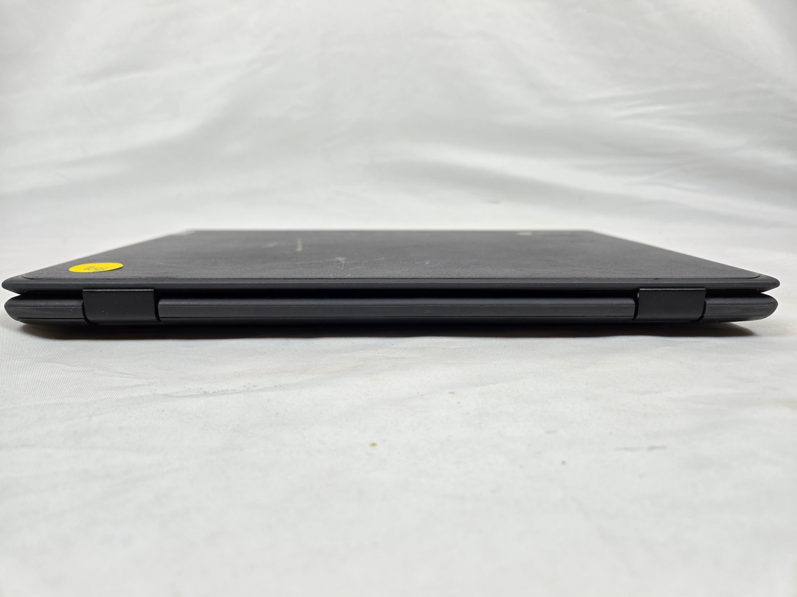Lenovo Chromebook 100e 2nd Gen AST AMD-A4 4GB RAM 32GB eMMC *Read*