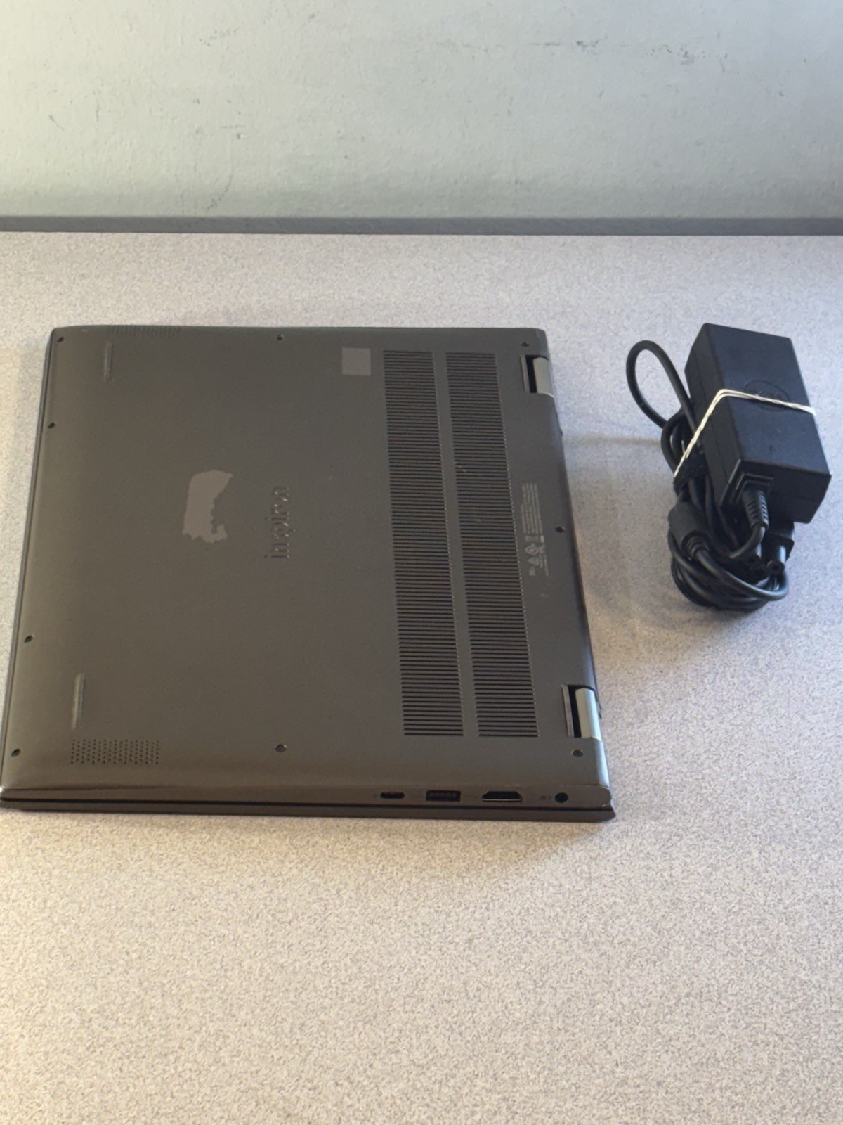 Dell Inspiron 14” 7000-2-in-1 Ryzen 5 4500U 2.38 GHz 16GB RAM/1.TB SSD Touchscre