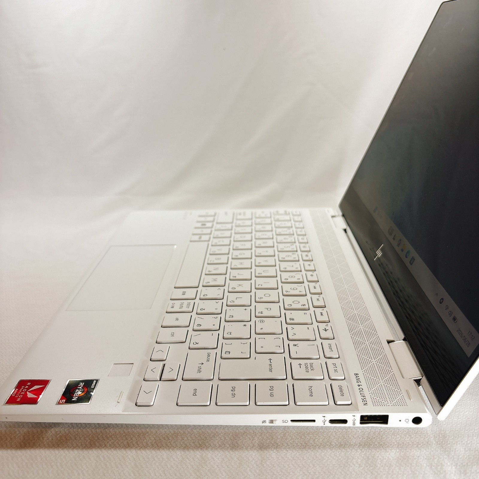HP Envy x360 13.3″ Ryzen 5 3500U 8GB RAM 256GB SSD White 2in1 convertible #1031