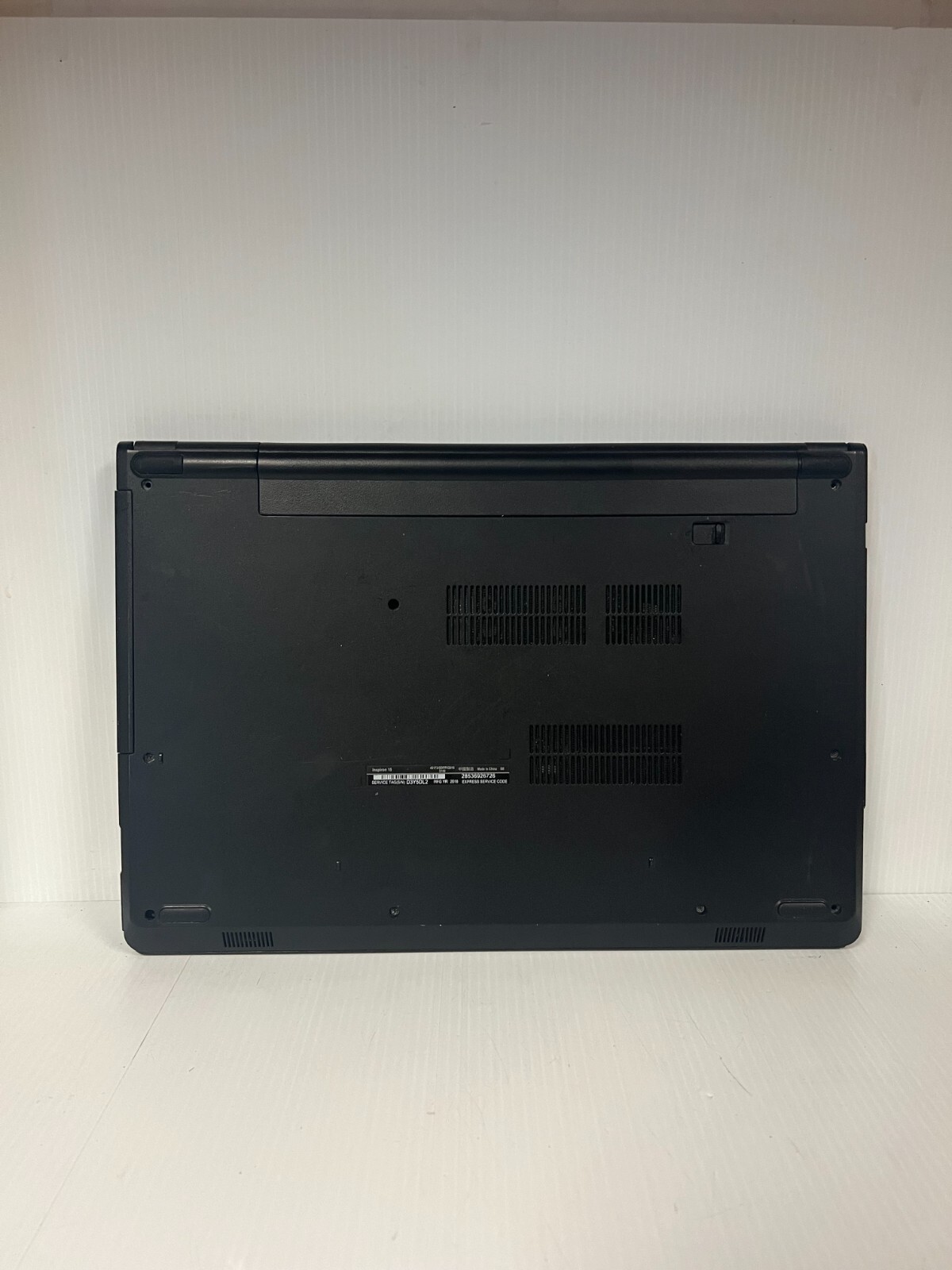 Dell inspiron 15 5100 15″ laptop, i3-7th GEN, 8GB RAM, No HDD
