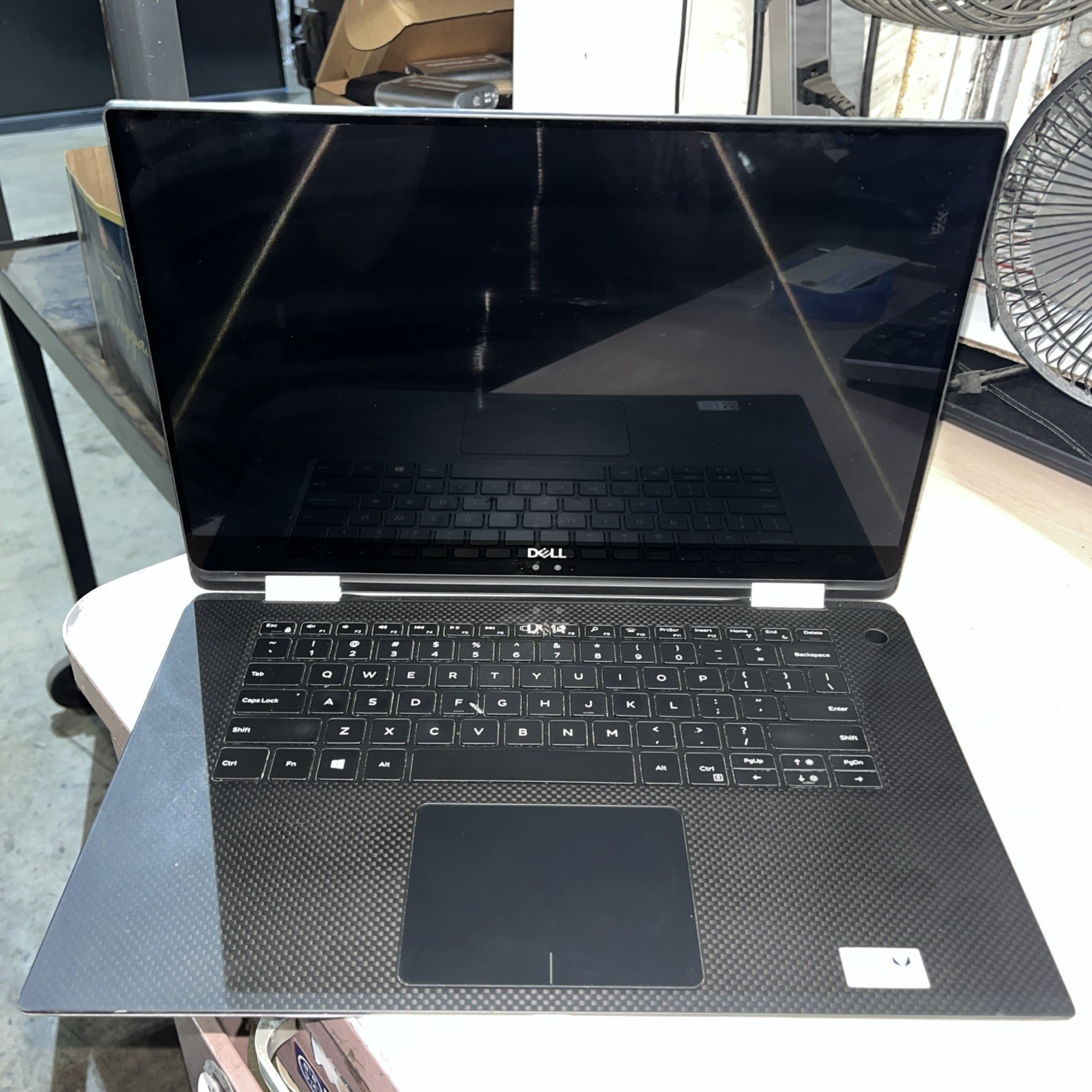 DELL PRECISION 5530 2 IN 1 INTEL CORE I7-8706G 3.10GHZ 16GB RAM NO HD