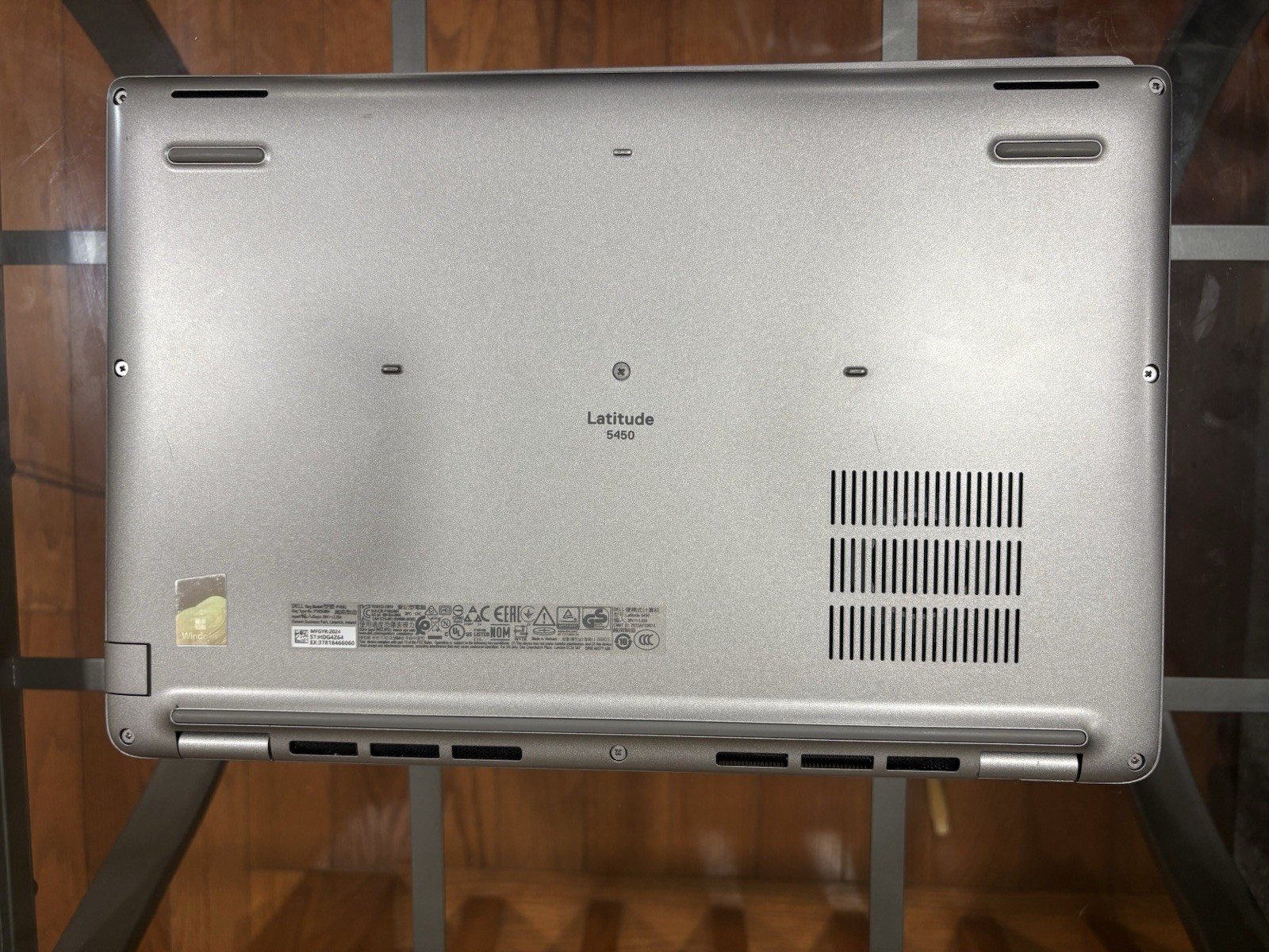 Dell Latitude 5450 14″ Laptop Core Ultra 7 165U 32GB 237GB SSD Win10 Pro Silver