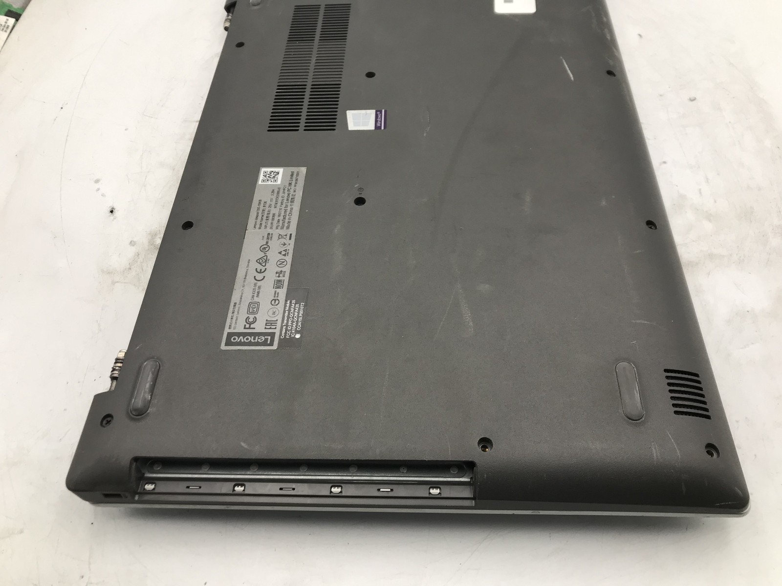 LENOVO IDEAPAD 330 15IKB – FOR PARTS/REPAIR – INTEL I3 8TH GEN – NO RAM -READ-BB