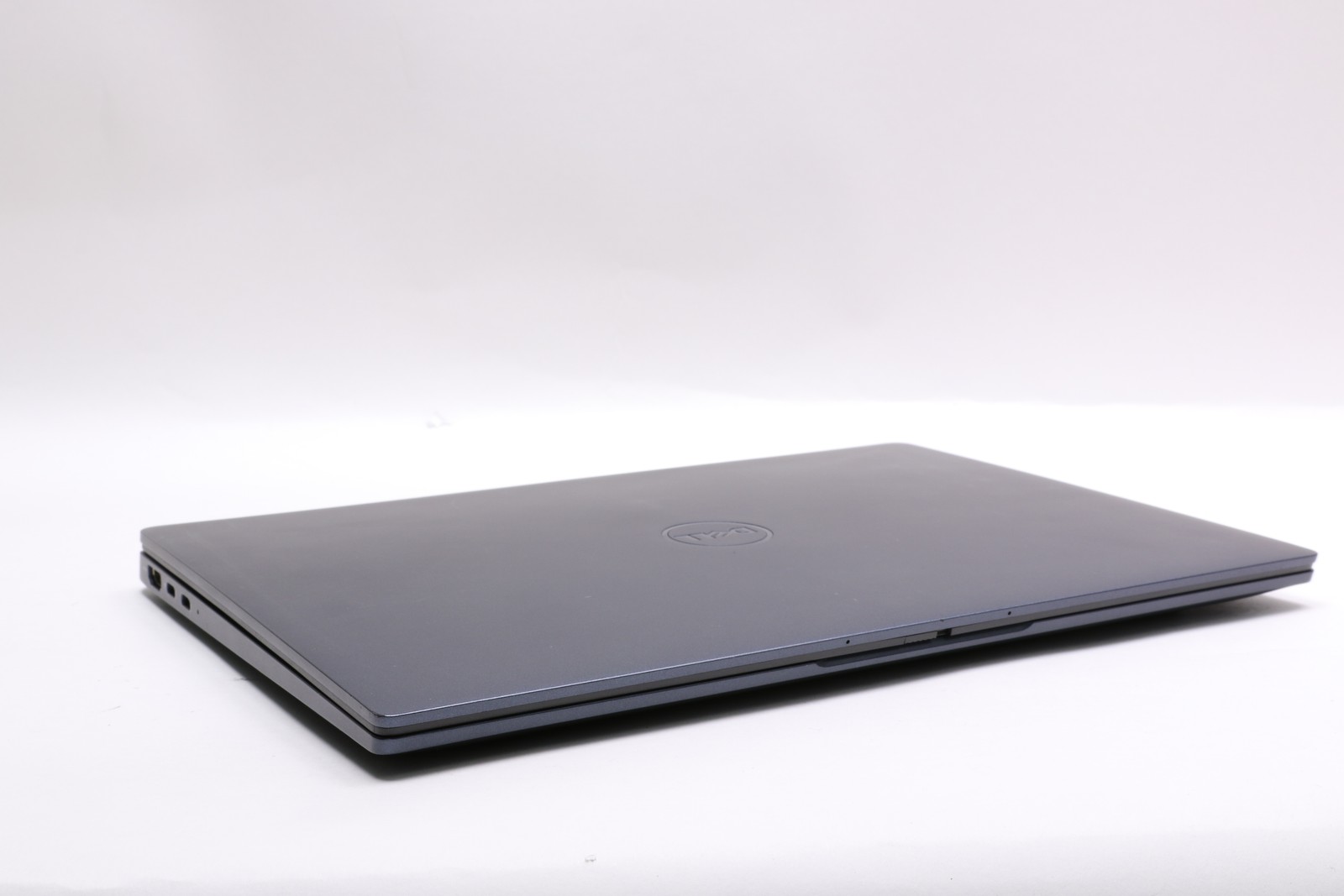 14″ QHD+ Dell Latitude 7450, Ultra 7 165U, 32GB, 512GB SSD, Touchscreen