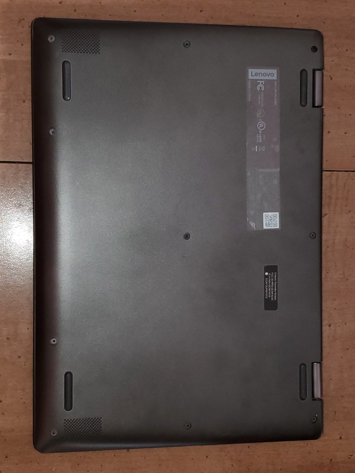 Black Lenovo Thinkpad Flex 6-11 Laptop with charger – parts only