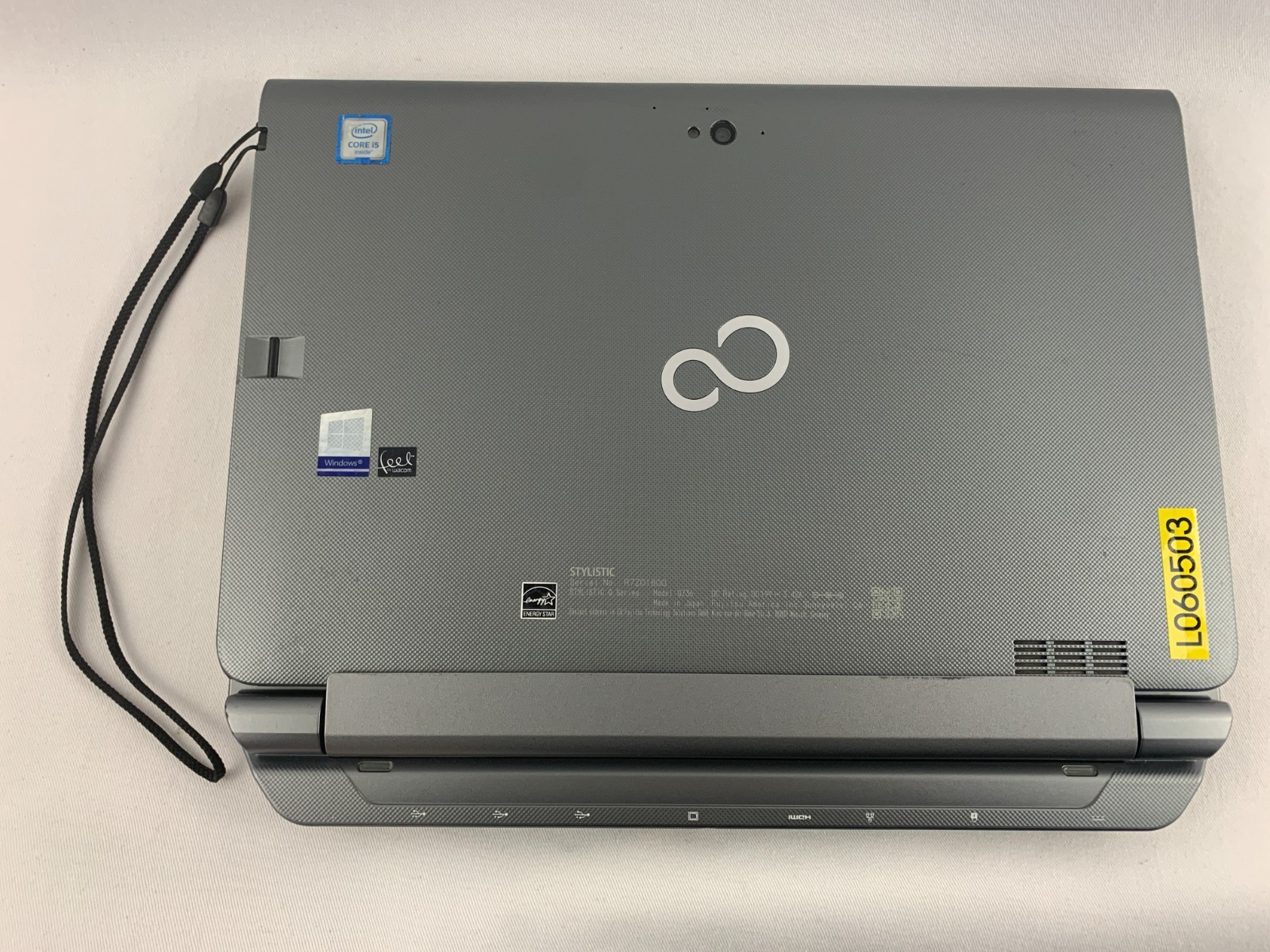 Fujitsu Stylistic Q736 Laptop Intel Core i5-6200U 2.3GHz, 4GB RAM 128GB SSD W10P