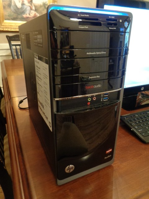 HP Pavilion P7 – 1517 CB Computer w/Beats Audio – AMD Radeon HD 7660D Graphics