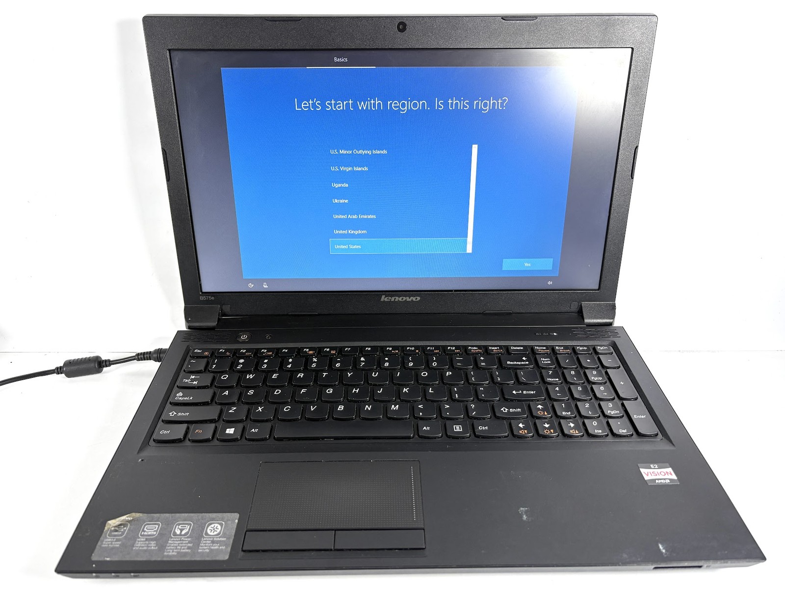 Lenovo B575e – 15.6″ HD, 1.7GHz AMD E2-1800, 4GB RAM, 320GB HDD, Windows 10 Pro