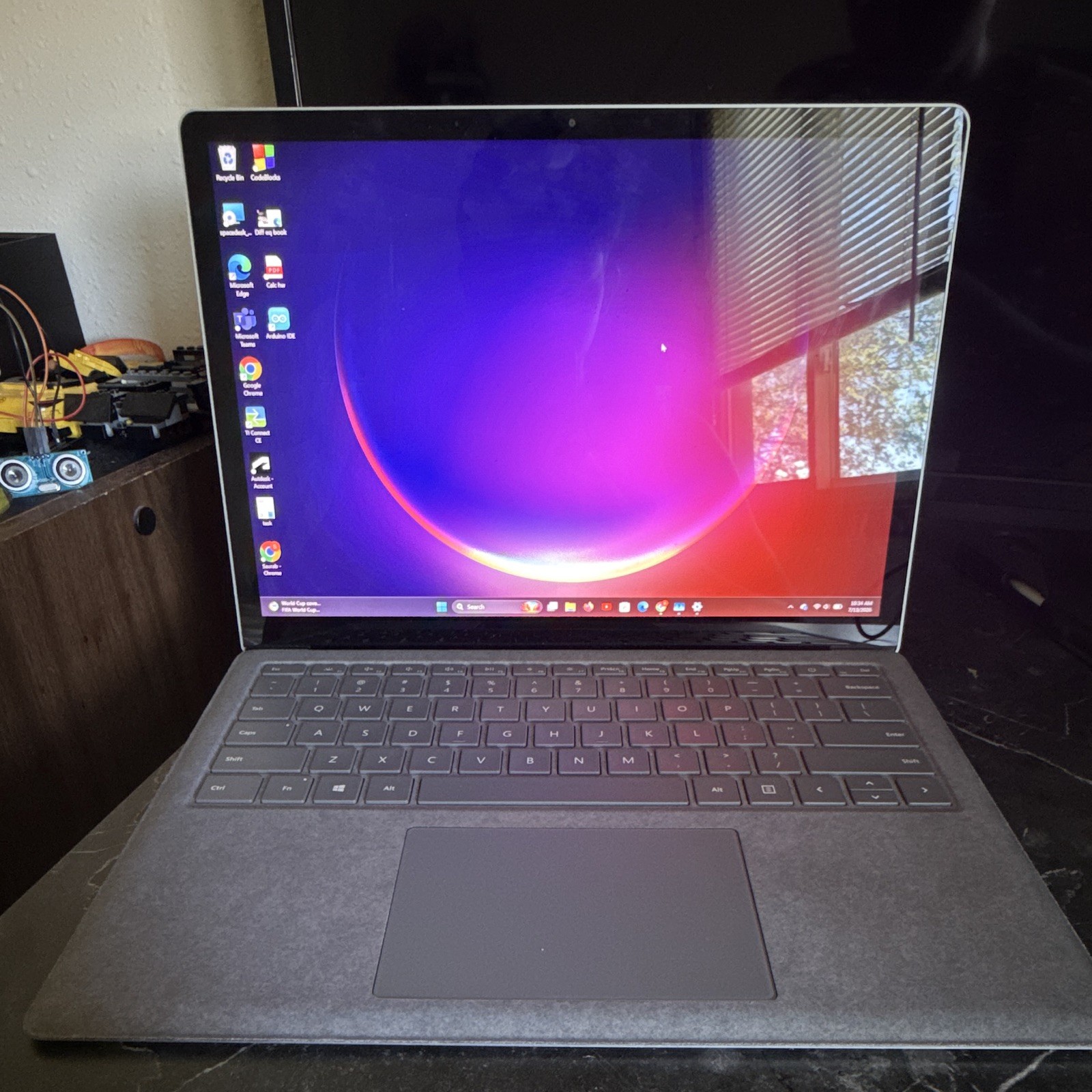 Microsoft Surface Laptop 4 13.5″ Ryzen 5 8GB 256GB SSD Silver Windows 11