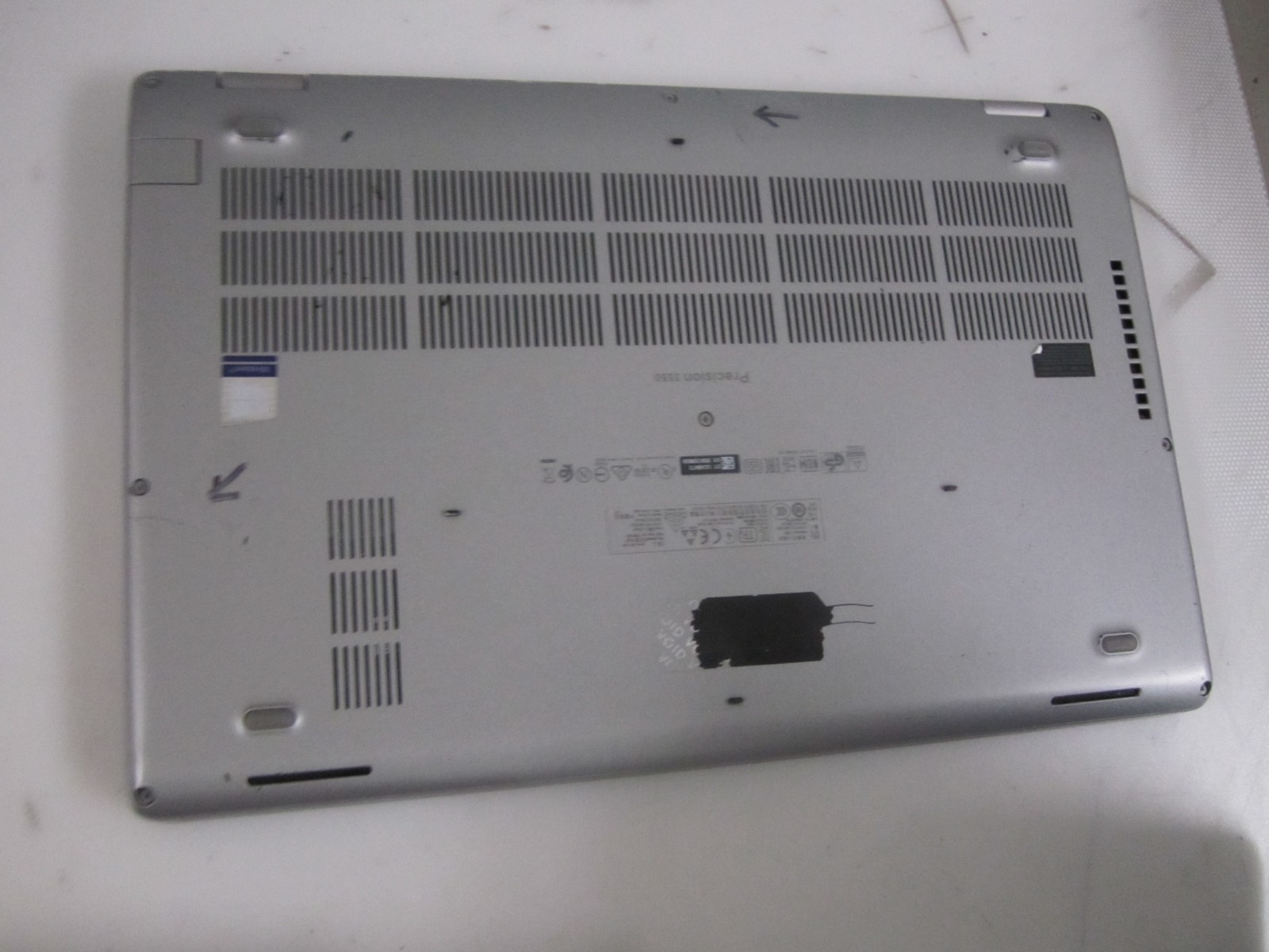 Dell Precision 3550 15.6″ i5-10310U 16GB 256GB m2SSD NO OS LAPTOP + AC READ