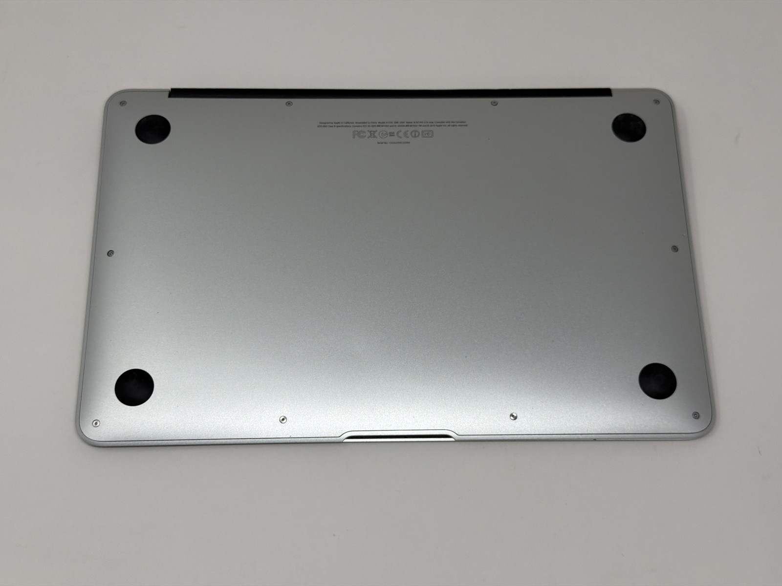 Apple MacBook Air Core 2 Duo 1.4GHz 64GB 11in Screen A1370 EMC2393 2010 Good
