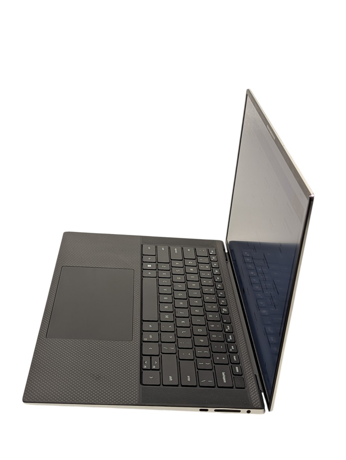 Dell XPS 15 9520 15″- i7-12700H – 16GB RAM – 512GB SSD – Grade D