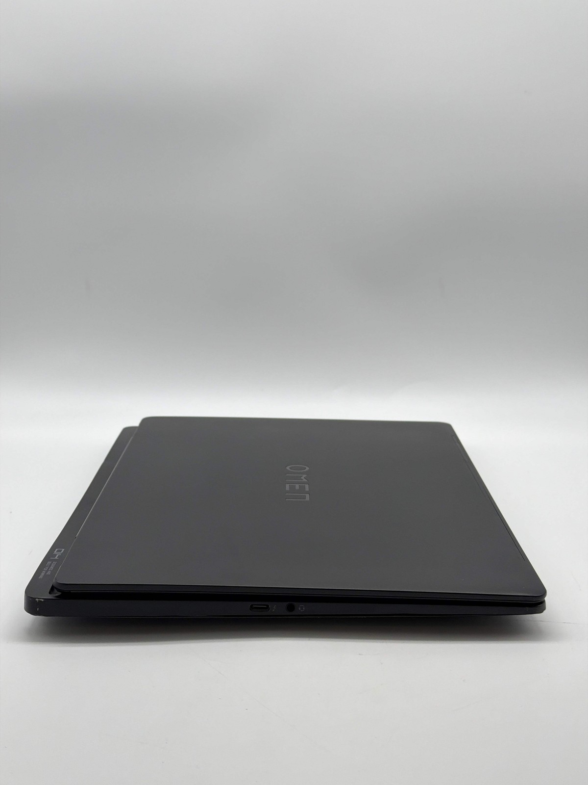 HP Omen Transcend 14 Ultra 7 155U 1TB 16GB RAM RTX 4060 Black – Bad Display